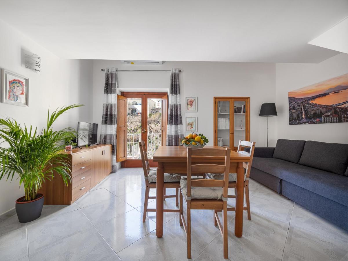 La Perla Di Chicca Apartamento